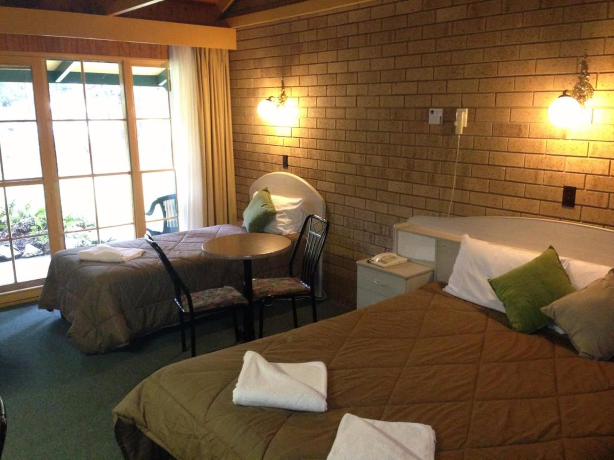 High Country Motor Inn 브라이트 외부 사진